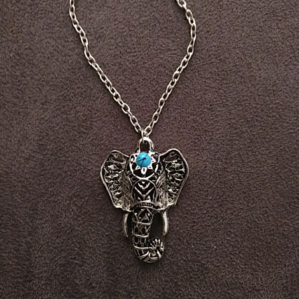 NEW - Necklace - Elephant